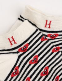 جوراب زنانه مچی راه راه قلب آدمکی - تصویر 2